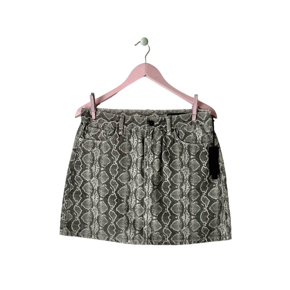 Blank NYC Snakeskin Print Mini Skirt Size 29 (NWT)